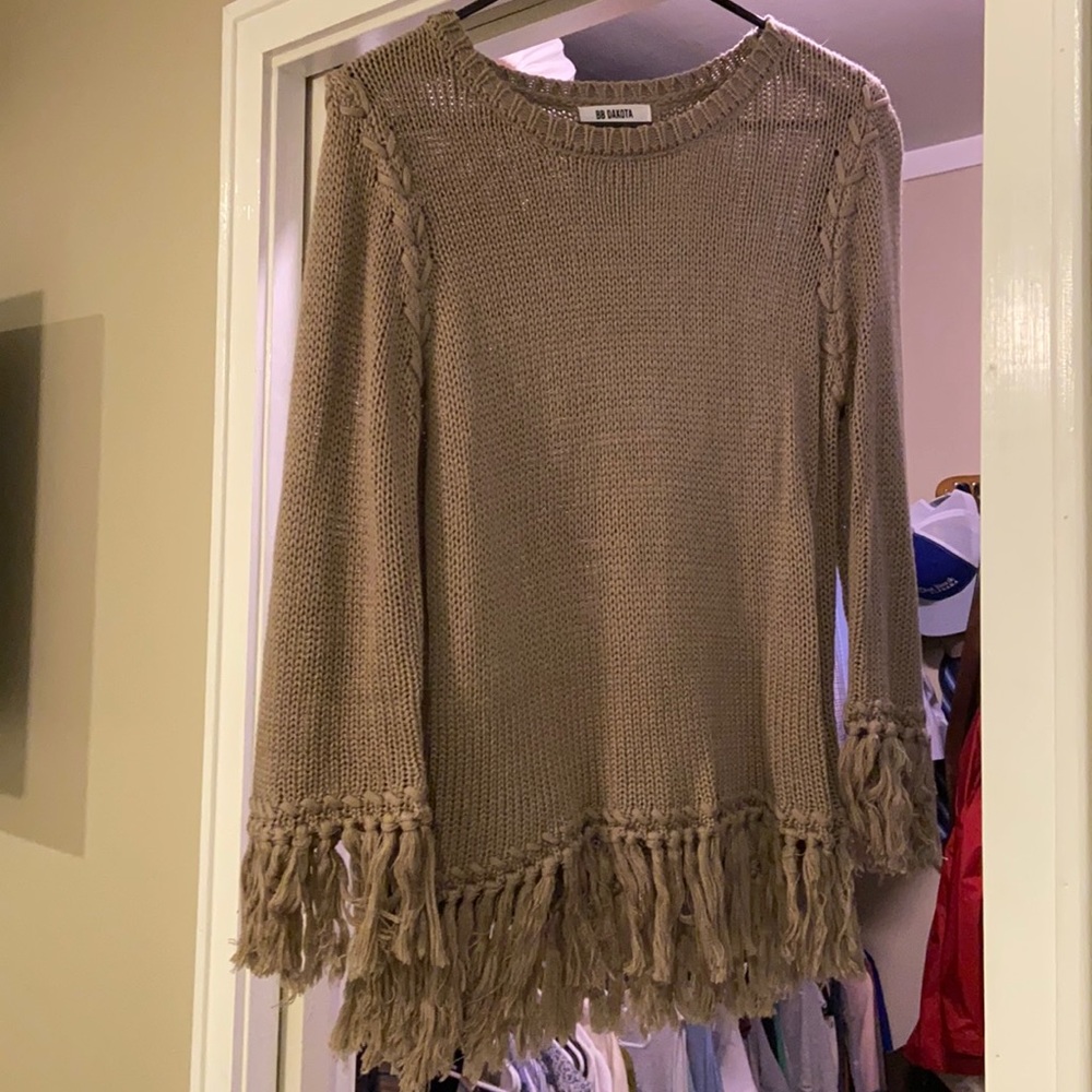 Taupe sweater with fringe